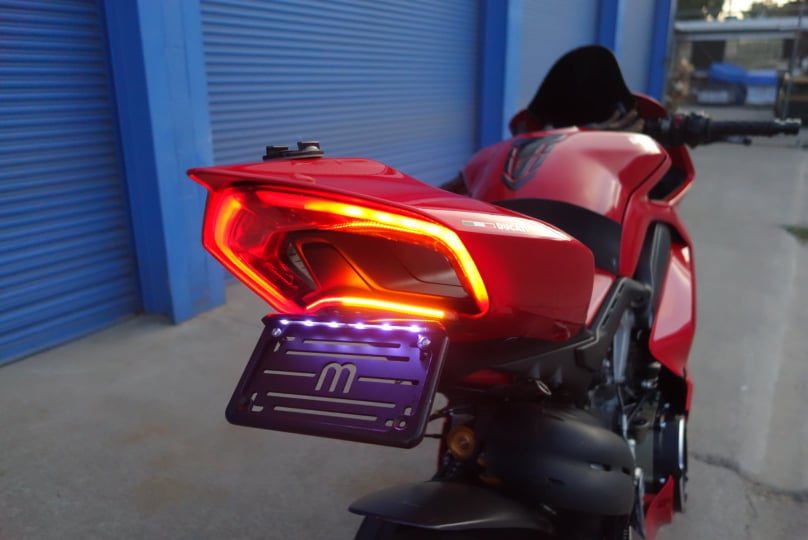 Turn signal on Ducati Panigale V4 tail tidy
